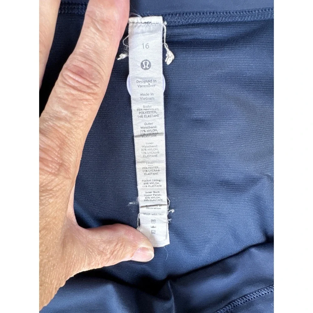 Lululemon Speed Up Low-Rise Lined Short 2.5 Navy Blue Size 16 W7BJ8T